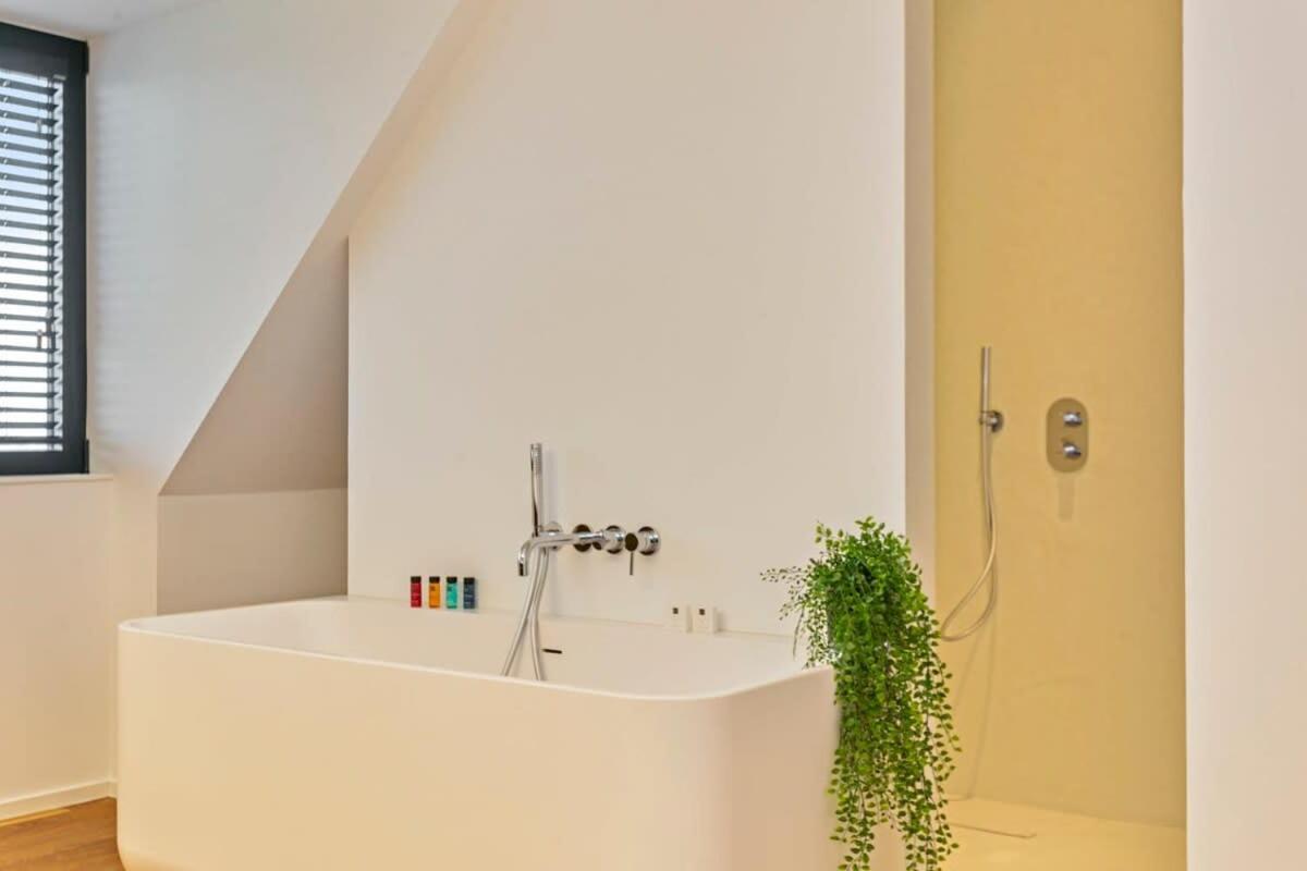 Huswell - Majestic New Penthouse With 2 Parkings